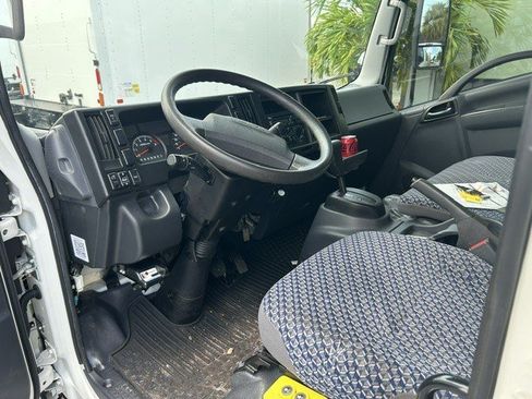 Used 2024 Isuzu NPR RWD image 11