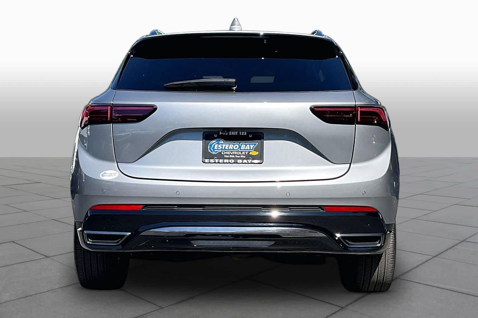 Used 2024 Buick Envision Sport Touring AWD/4WD image 5