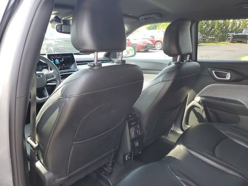 Used 2023 Jeep Compass Latitude AWD/4WD image 28