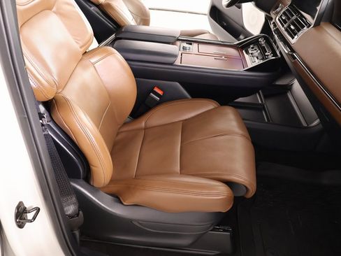 Certified 2023 Lincoln Navigator L Reserve image 15