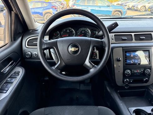 Used 2009 Chevrolet Tahoe 4WD w/ Skid Plate Package image 18