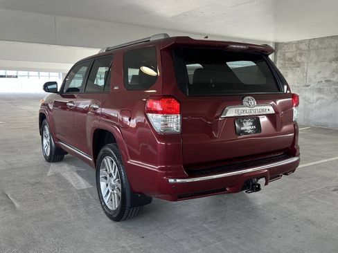 Used 2011 Toyota 4Runner SR5 w/ Premium Pkg w/Leather AWD/4WD image 13