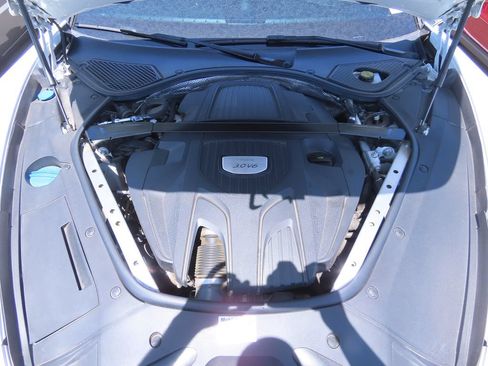 Used 2019 Porsche Panamera RWD image 13