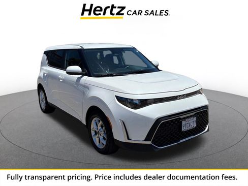 Used 2025 Kia Soul LX w/ LX Technology Package FWD image 1