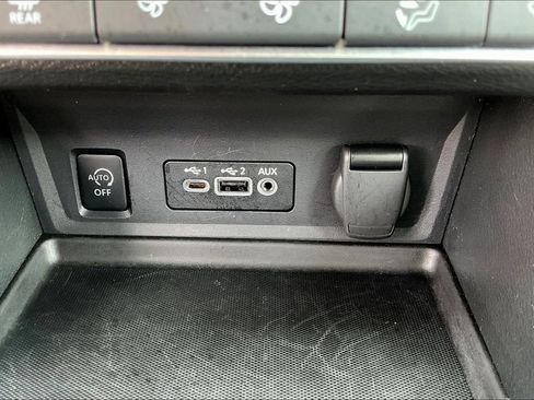 Certified 2024 Nissan Sentra SV w/ All-Weather Package FWD image 16