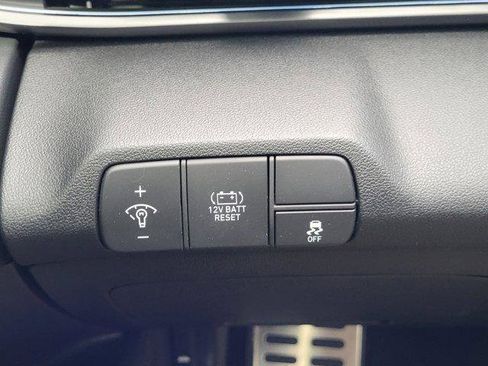 New 2025 Hyundai Elantra SEL image 25