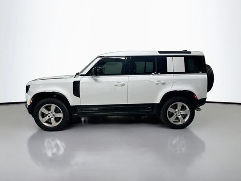Used 2025 Land Rover Defender 110 X-Dynamic SE AWD/4WD image 2