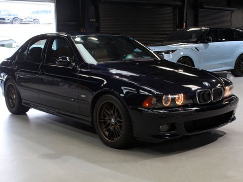 Used 2002 BMW M5 RWD image 10