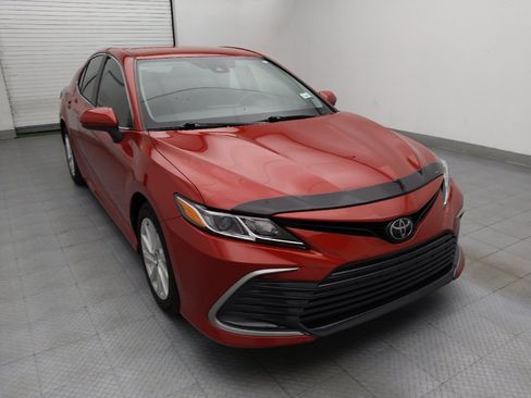 Used 2023 Toyota Camry LE FWD image 13