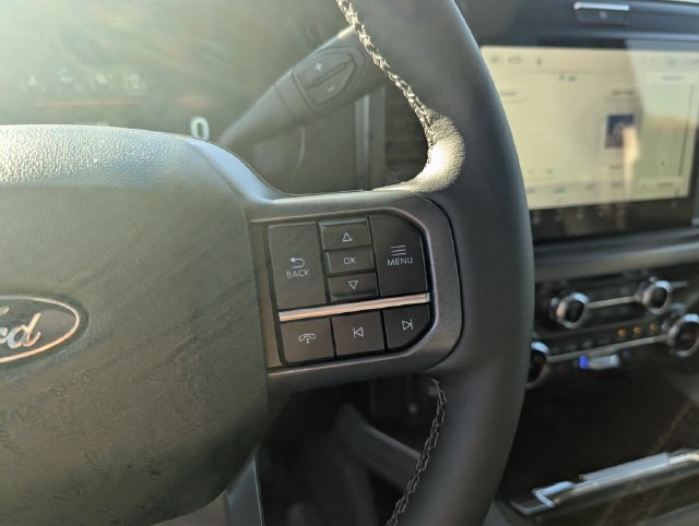 New 2027 Ford F350 Lariat w/ Black Appearance Package AWD/4WD image 18