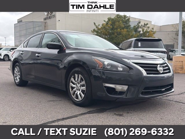 Used 2013 Nissan Altima 2.5 S FWD image 1