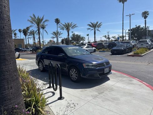 Used 2014 Volkswagen Jetta SE image 8