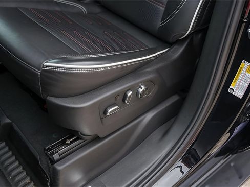 Used 2024 GMC Sierra 1500 AT4X image 11