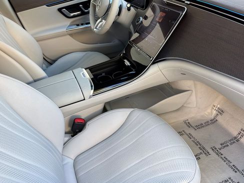 Certified 2023 Mercedes-Benz EQE 500 4MATIC Sedan image 13