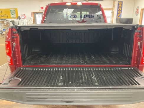 Used 2015 Ford F150 XLT w/ Equipment Group 302A Luxury image 16