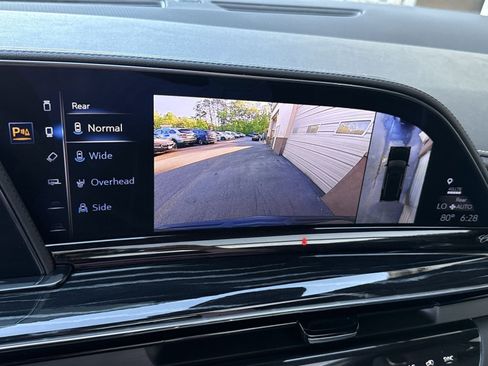 Used 2023 Cadillac Escalade Sport AWD/4WD image 19