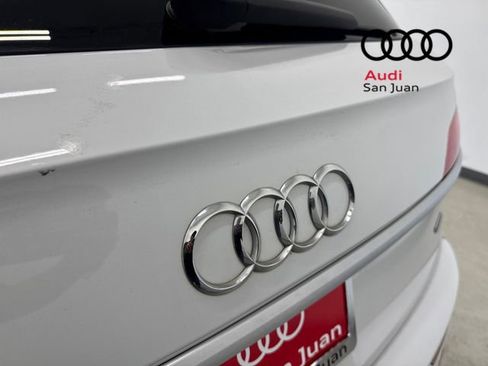 Used 2021 Audi Q5 Prestige w/ Prestige Package image 13