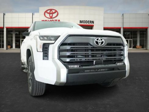 New 2026 Toyota Tundra Limited image 32
