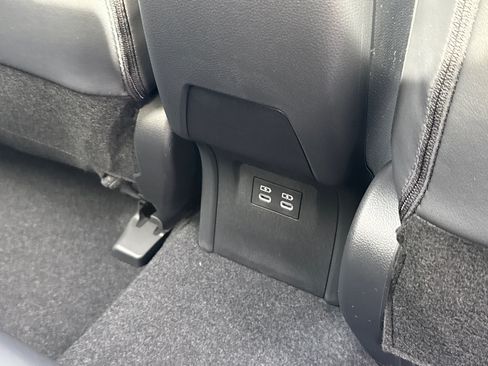 New 2027 Toyota Prius XLE FWD image 19