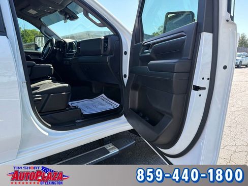 Used 2024 Chevrolet Silverado 2500 LT w/ Convenience Package AWD/4WD image 18