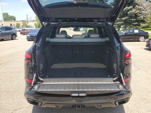 Used 2024 BMW X5 xDrive40i w/ M Sport Package AWD/4WD image 30