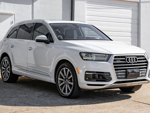 Used 2018 Audi Q7 3.0T Prestige image 10