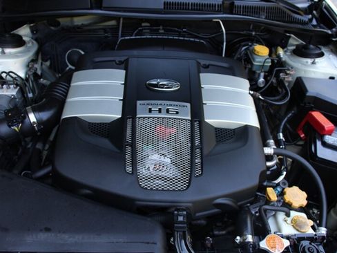 Used 2005 Subaru Outback 3.0R L.L. Bean AWD/4WD image 18