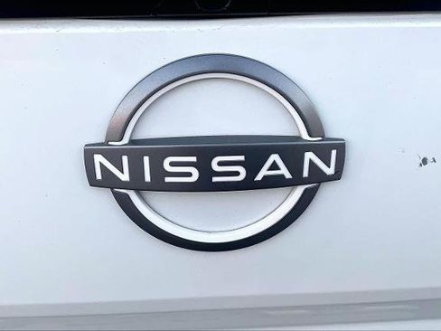 Certified 2023 Nissan Frontier S image 9