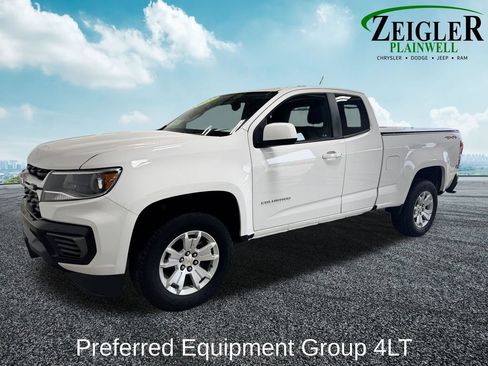Used 2022 Chevrolet Colorado LT w/ Fleet Safety Package AWD/4WD image 2