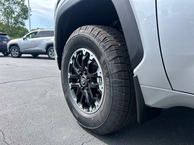 New 2026 Toyota Tundra SR5 w/ TRD Off-Road Package AWD/4WD image 11