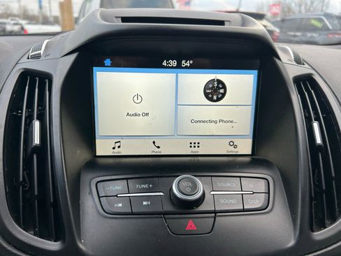 Used 2018 Ford Escape SE w/ Ford Safe & Smart Package image 22