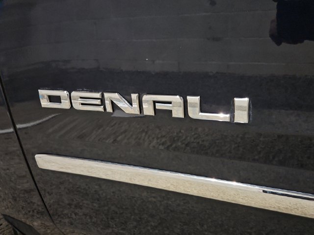 Used 2019 GMC Yukon XL Denali w/ Open Road Package AWD/4WD image 40
