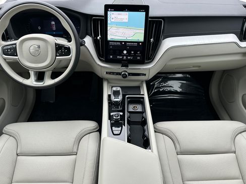 New 2026 Volvo XC60 T8 Ultra w/ Climate Package AWD/4WD image 10