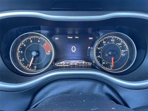 Used 2017 Jeep Cherokee Trailhawk w/ Comfort/Convenience Group image 24