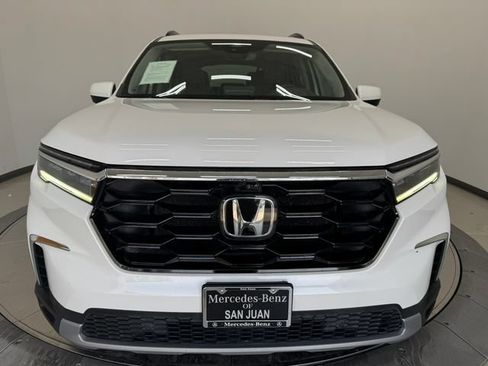 Used 2023 Honda Pilot Elite image 13