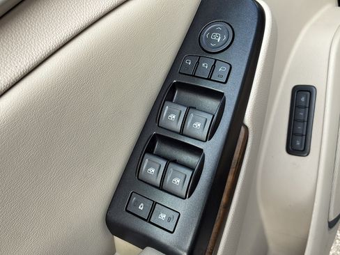 Used 2019 GMC Yukon Denali w/ Denali Ultimate Package RWD image 12