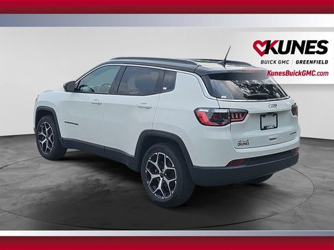 Used 2025 Jeep Compass Limited AWD/4WD image 8