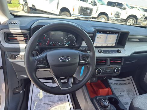 Certified 2022 Ford Maverick XLT image 9