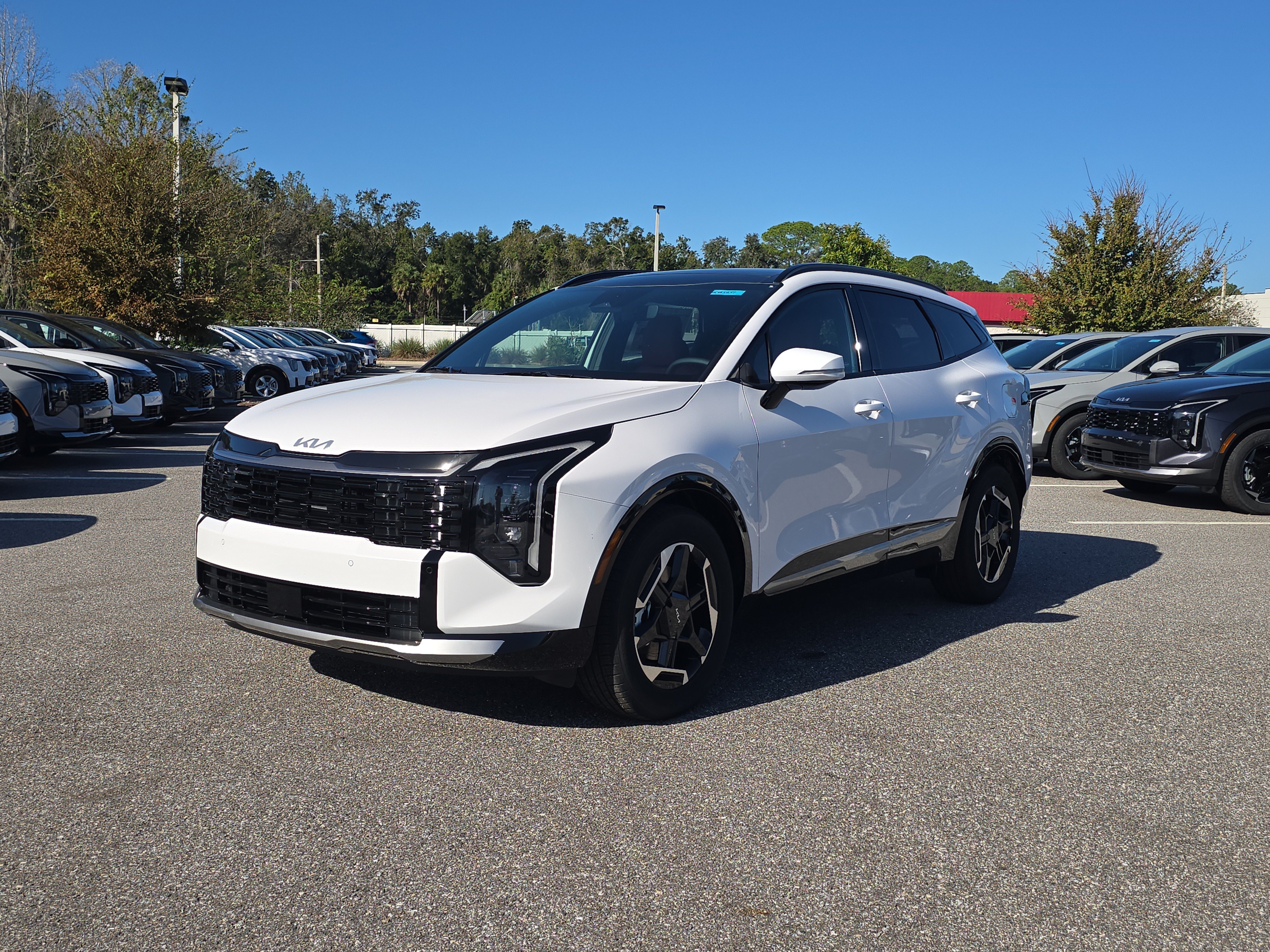 New 2027 Kia Sportage SX FWD image 4