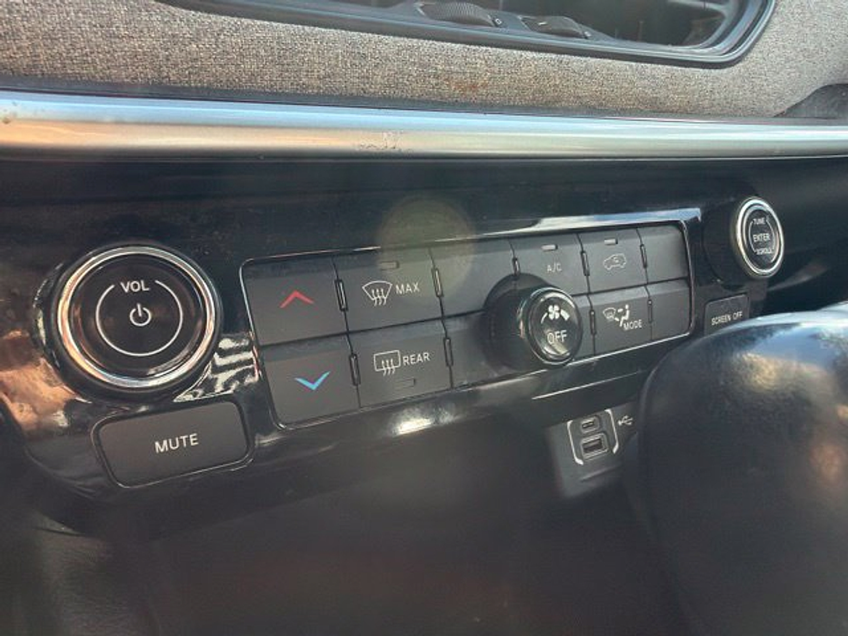 Used 2022 Jeep Compass Latitude AWD/4WD image 20
