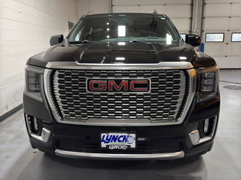 Used 2022 GMC Yukon XL Denali w/ Max Trailering Package image 8