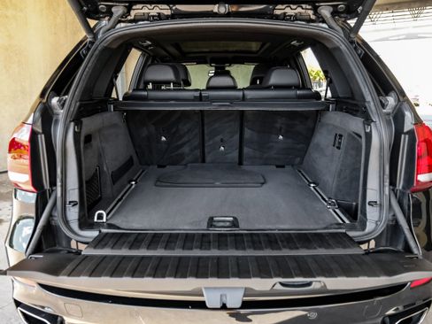 Used 2018 BMW X5 xDrive50i image 45