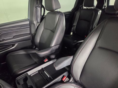 Used 2023 Honda Odyssey Sport image 20