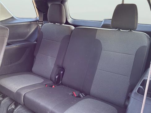 Used 2021 Chevrolet Traverse LS w/ LPO, Cargo Package image 29