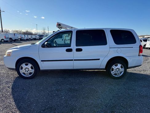Used 2008 Chevrolet Uplander image 6