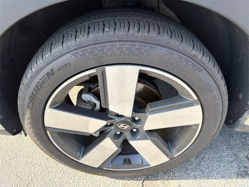 Used 2024 Hyundai Santa Fe Limited image 11