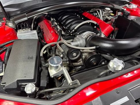 Used 2014 Chevrolet Camaro SS w/ SS Performance Package RWD image 11