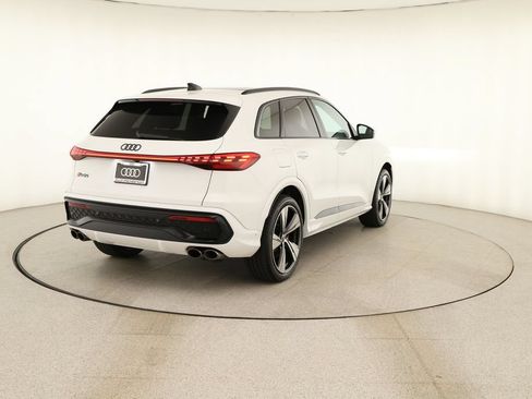 New 2026 Audi SQ5 Premium Plus AWD/4WD image 6