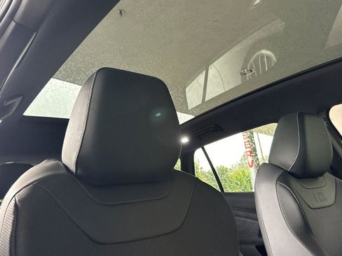 New 2026 Volkswagen ID.4 Pro S Plus image 16