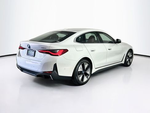 Used 2023 BMW i4 eDrive35 w/ Premium Package RWD image 9